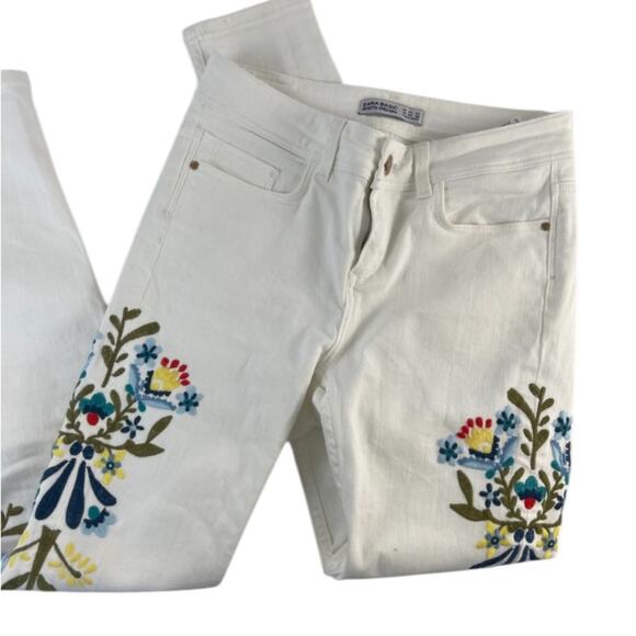 Zara Basic White Skinny Jeans with Floral Embroidery Size 2 - Picture 3 of 11